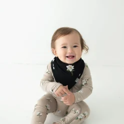 Bib in Big Midnight Magnolia