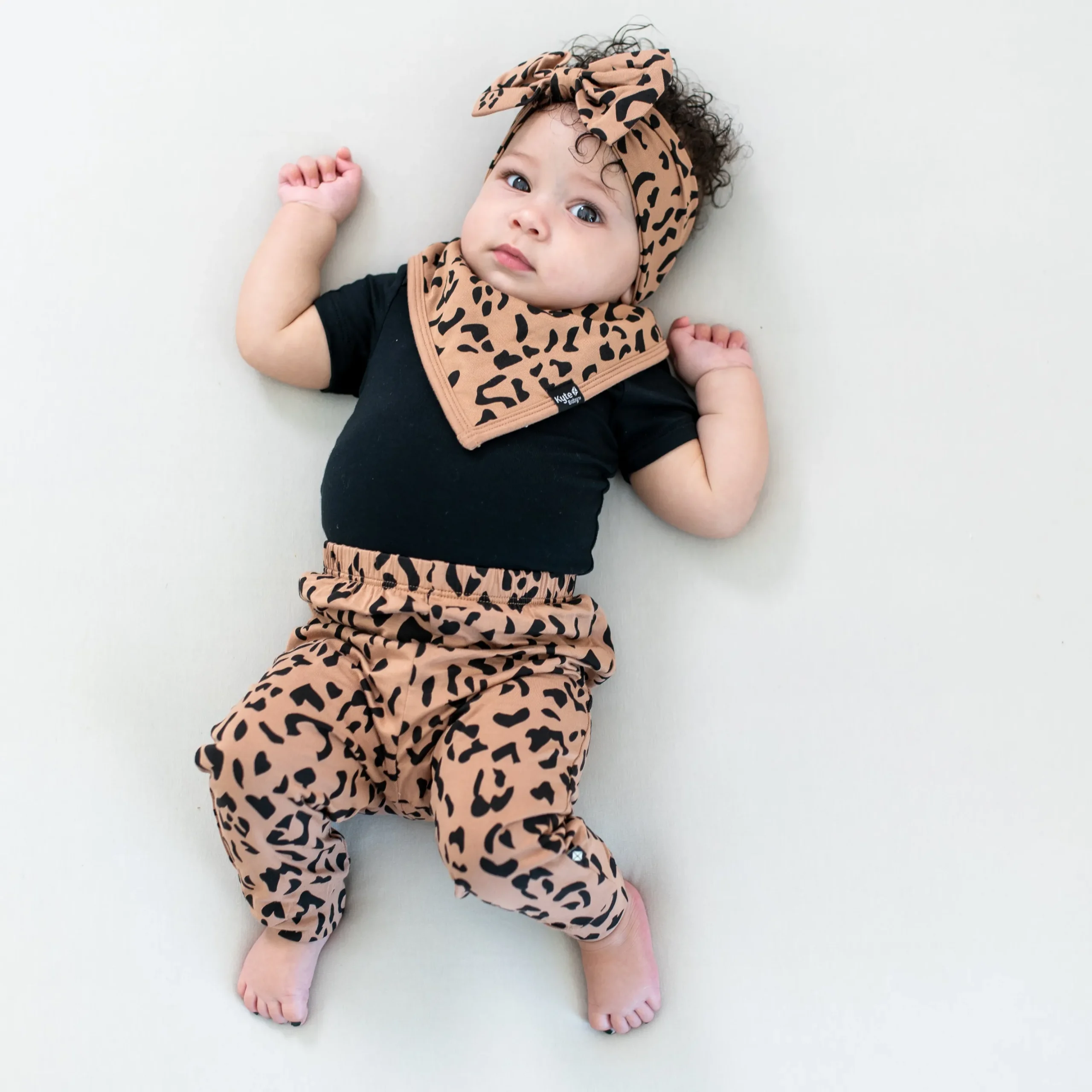 Bib in Latte Leopard