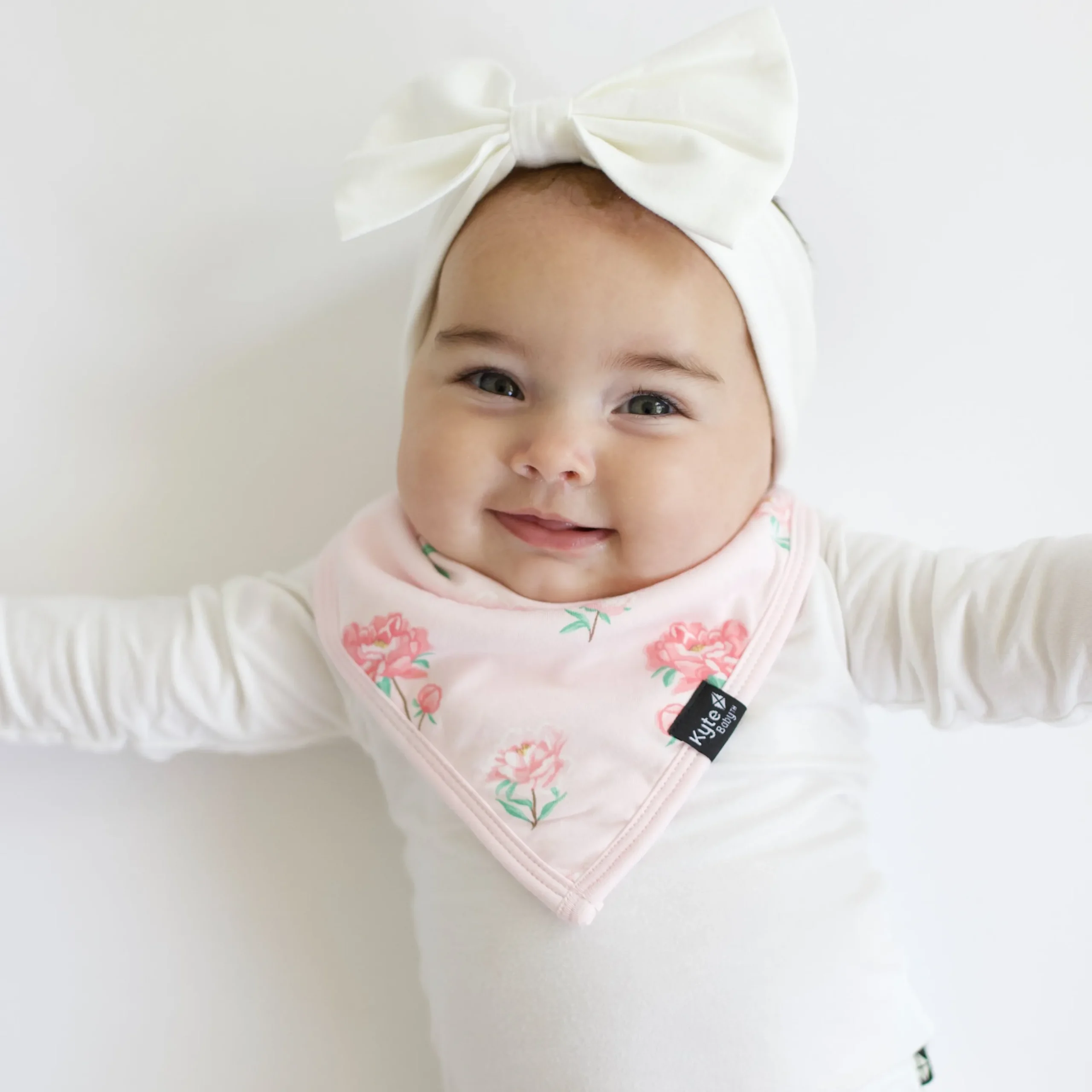 Bib in Sakura Peony