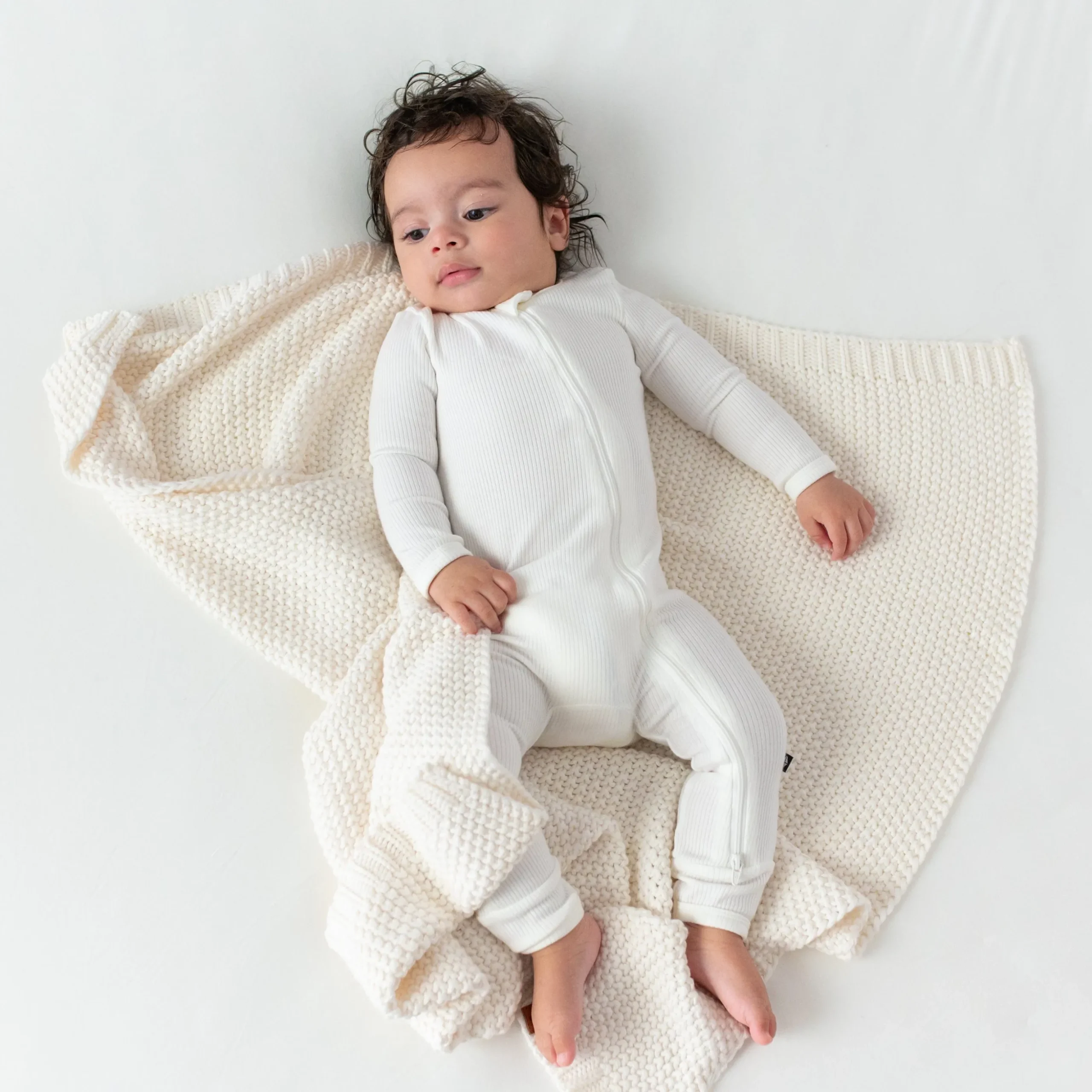 Chunky Knit Baby Blanket in Cloud