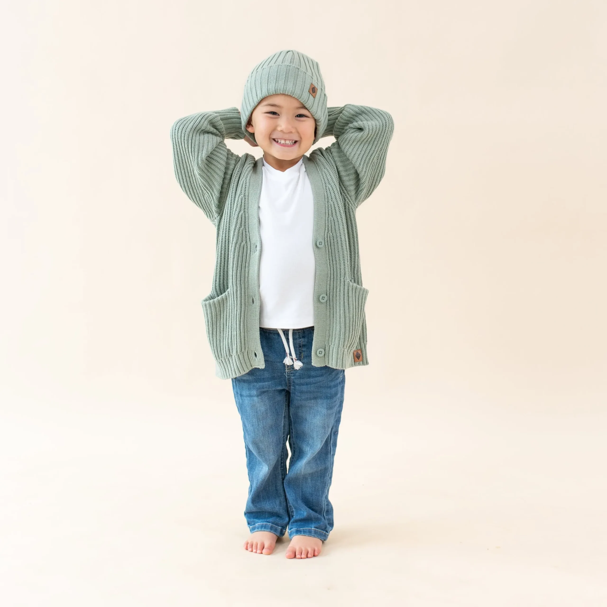 Chunky Knit Oversized Cardigan in Thyme