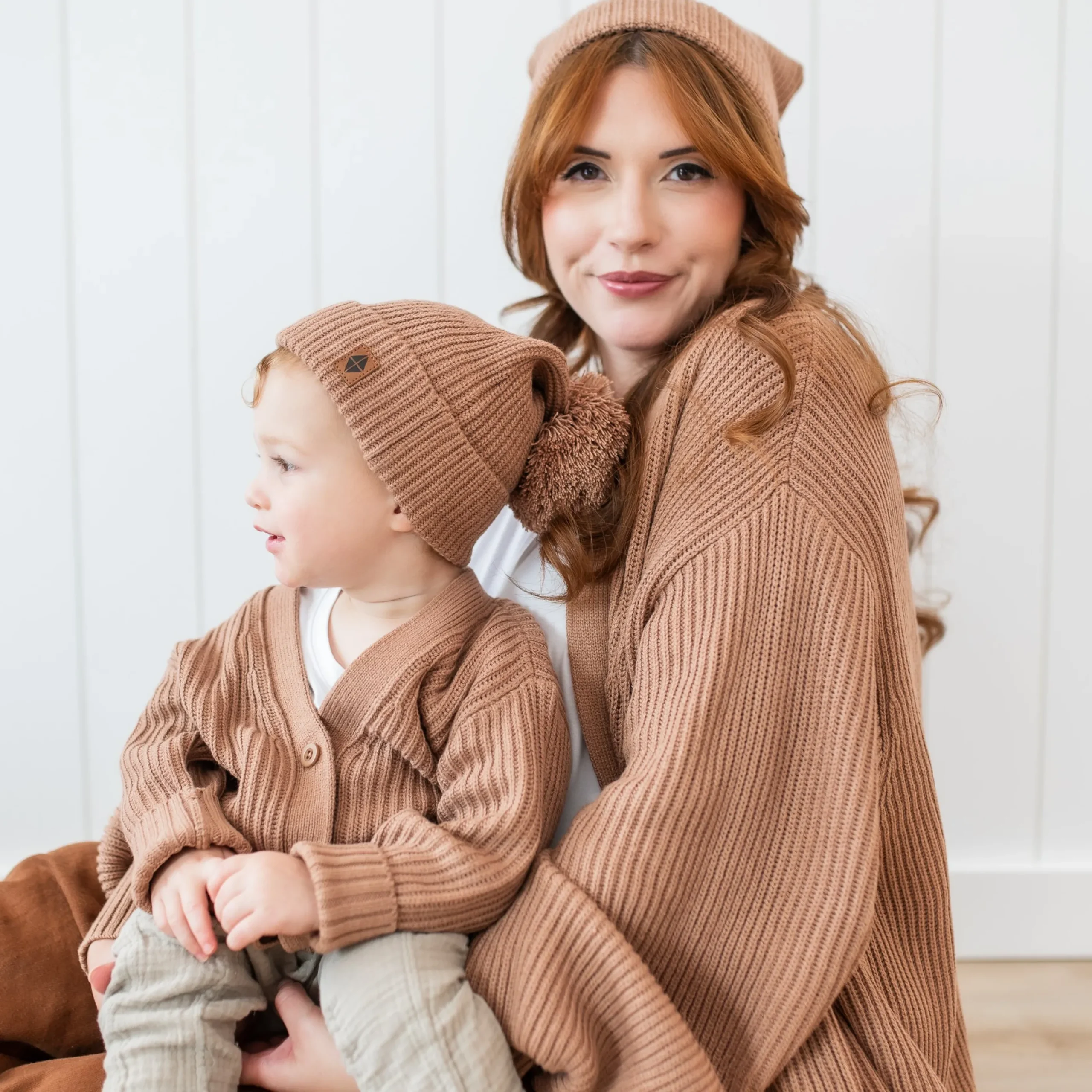 Chunky Knit Pom Beanie in Latte
