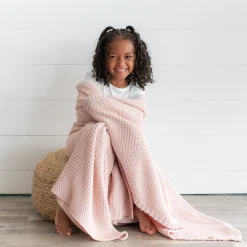Chunky Knit Toddler Blanket in Blush