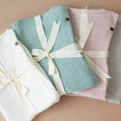 Chunky Knit Toddler Blanket in Blush