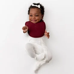 Cushy Bib in Burgundy