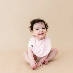 Cushy Bib in Sakura