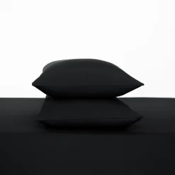 Fitted Sheet with Pillowcases in Midnight