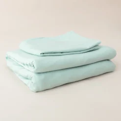 Fitted Sheet with Pillowcases in Sage