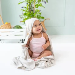 Hooded Bath Towel in Oat