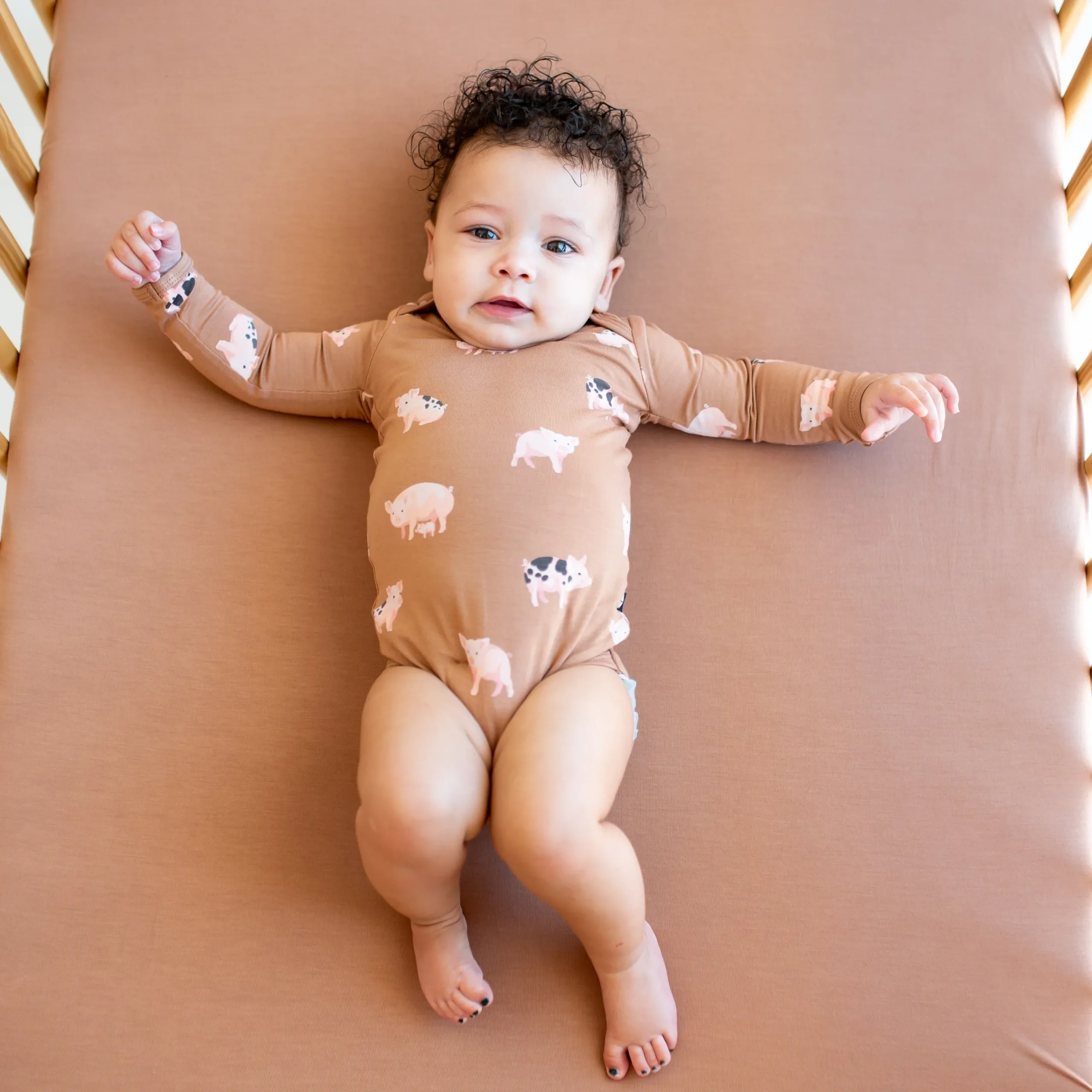 Long Sleeve Bodysuit in Pig