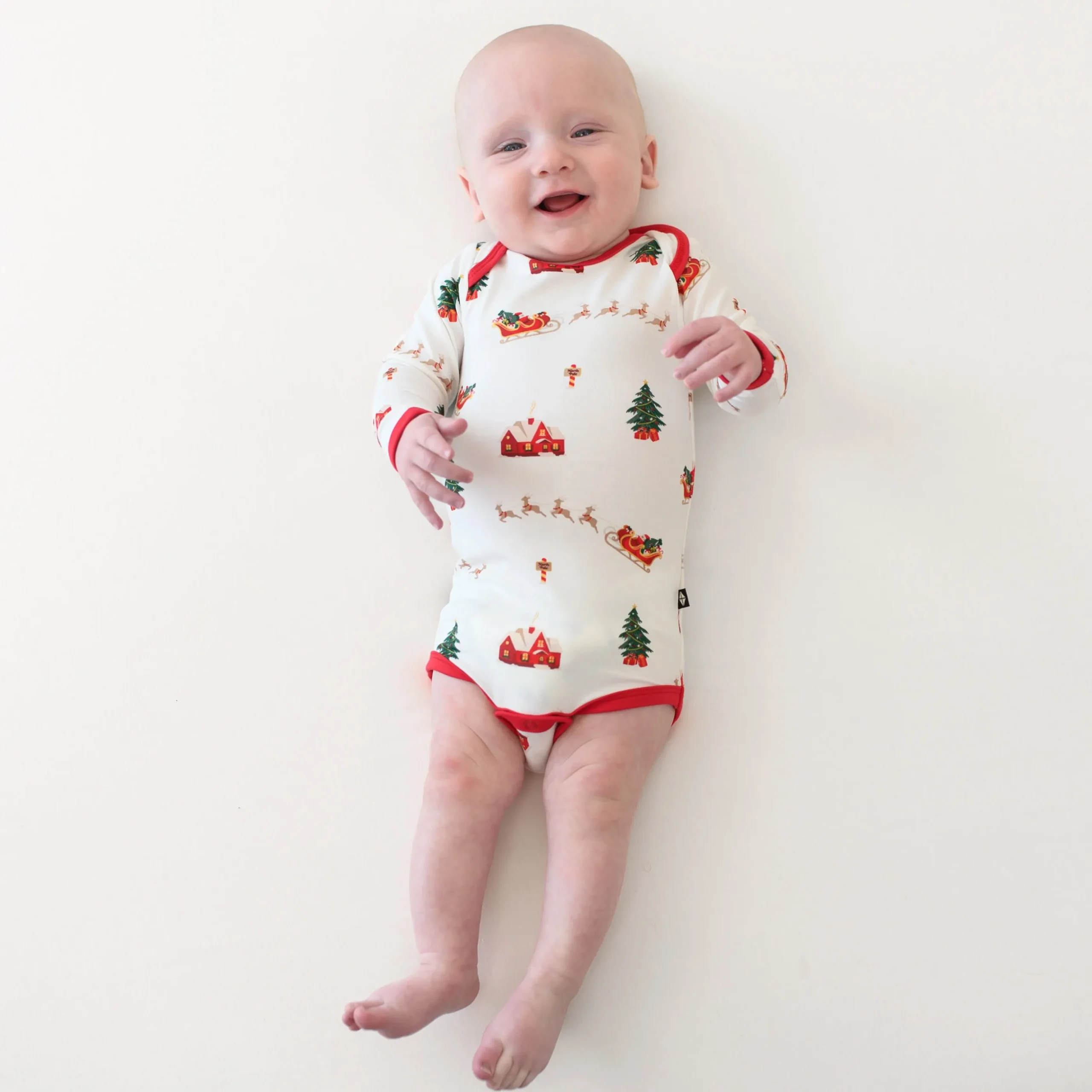 Long Sleeve Bodysuit in Santa Sleigh