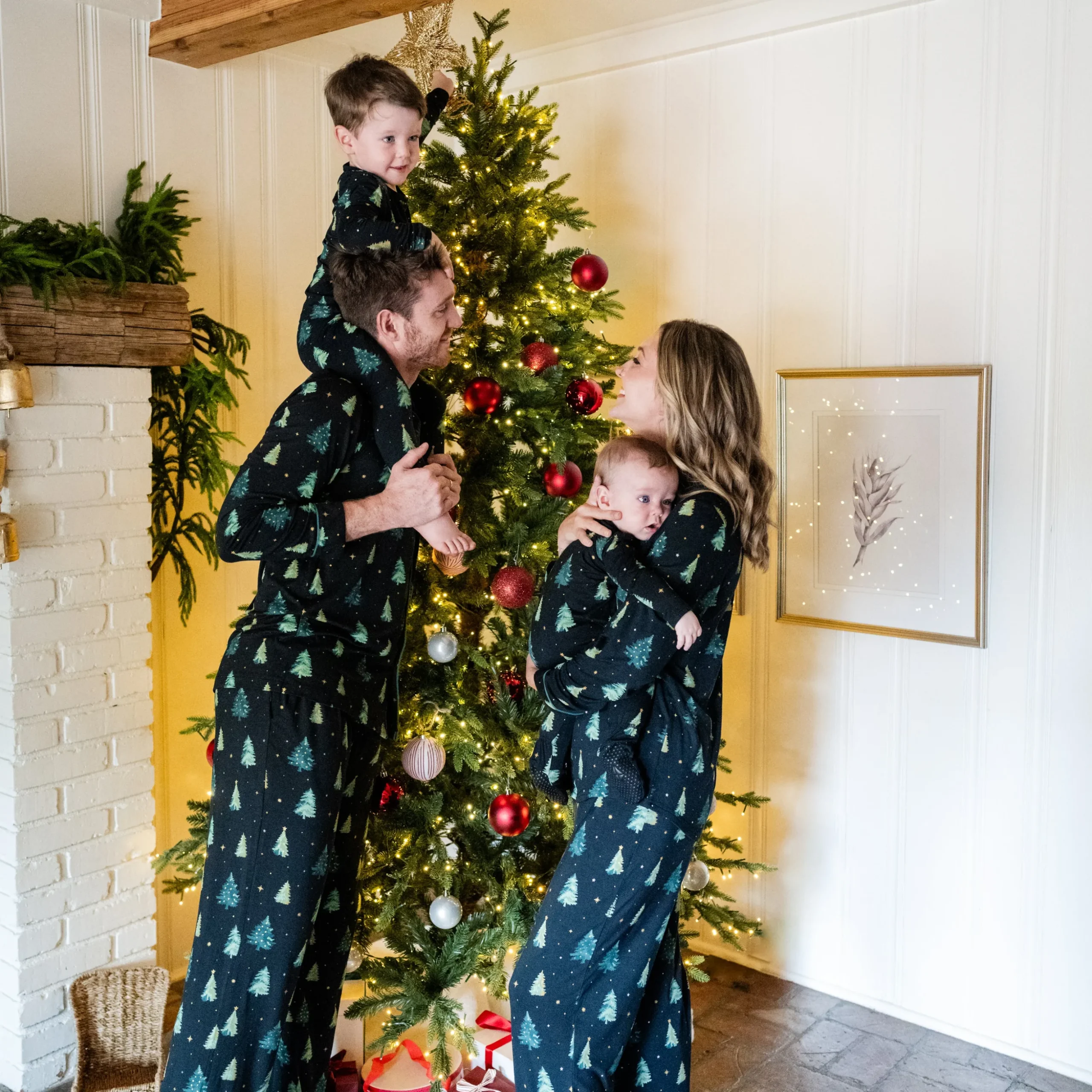 Long Sleeve Pajamas in Twinkle Tree