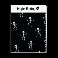 Long-Sleeved Women's Pajama Set in Skeleton