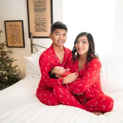 Long-Sleeved Women's Pajama Set in Candy Cane