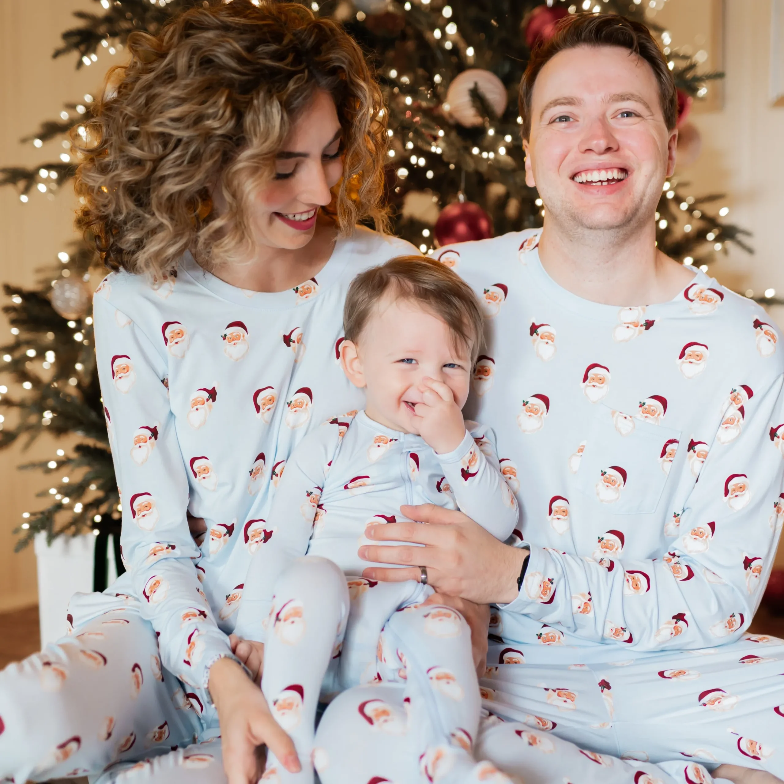 Men's Jogger Set in Vintage Santa