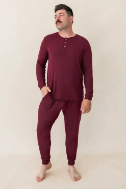 Men's Ribbed Henley Set in Burgundy