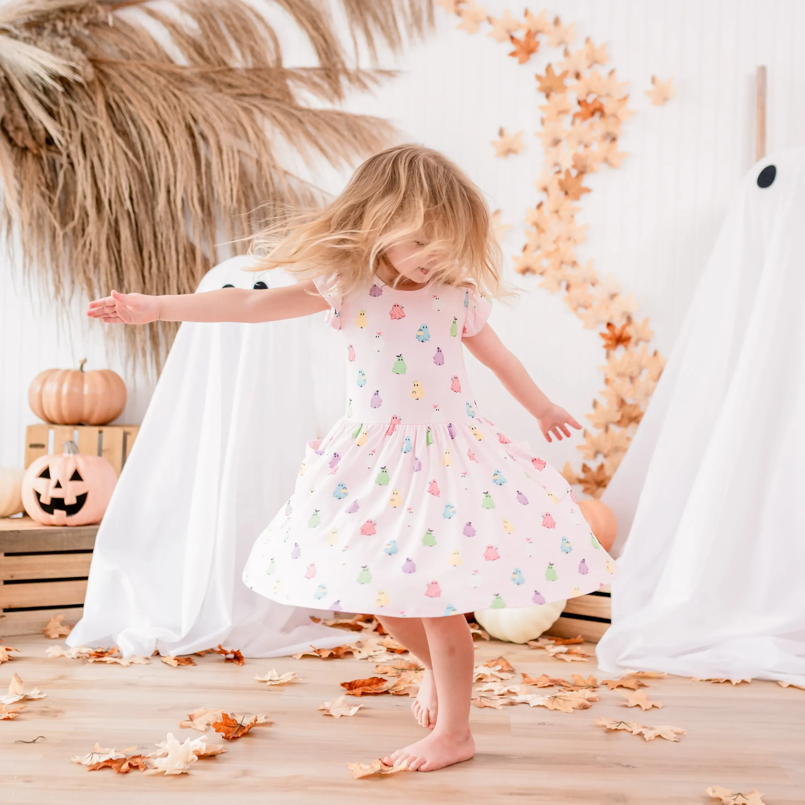 Pocket Dress in Pastel Ghost