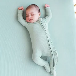 Ribbed Crib Sheet in Sage