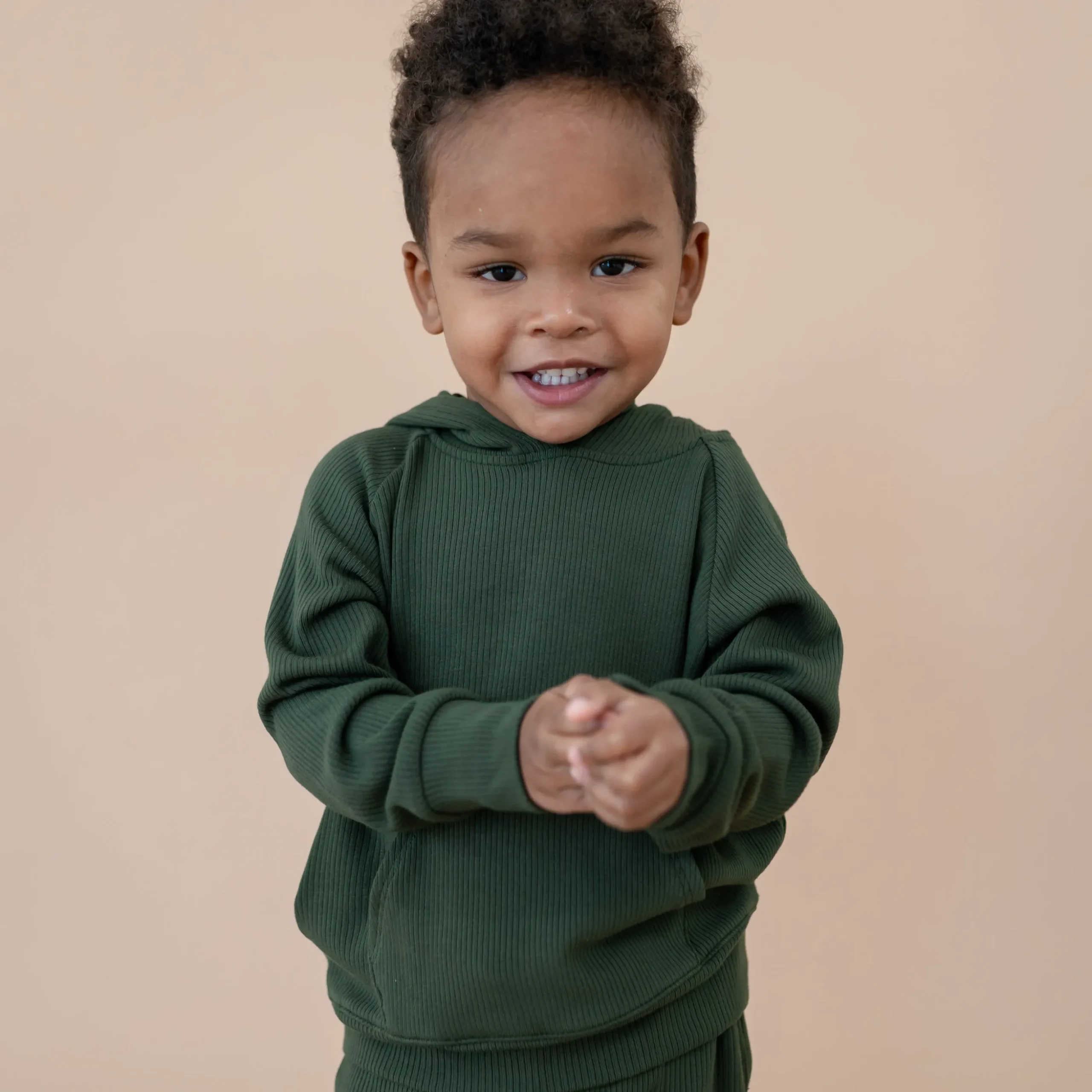 Ribbed Hoodie in Fir