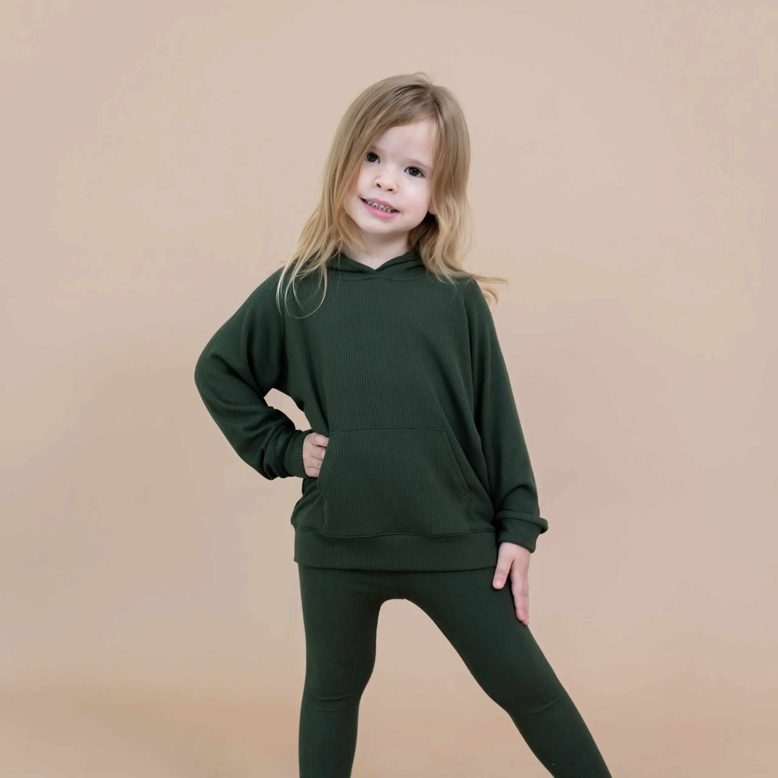 Ribbed Hoodie in Fir