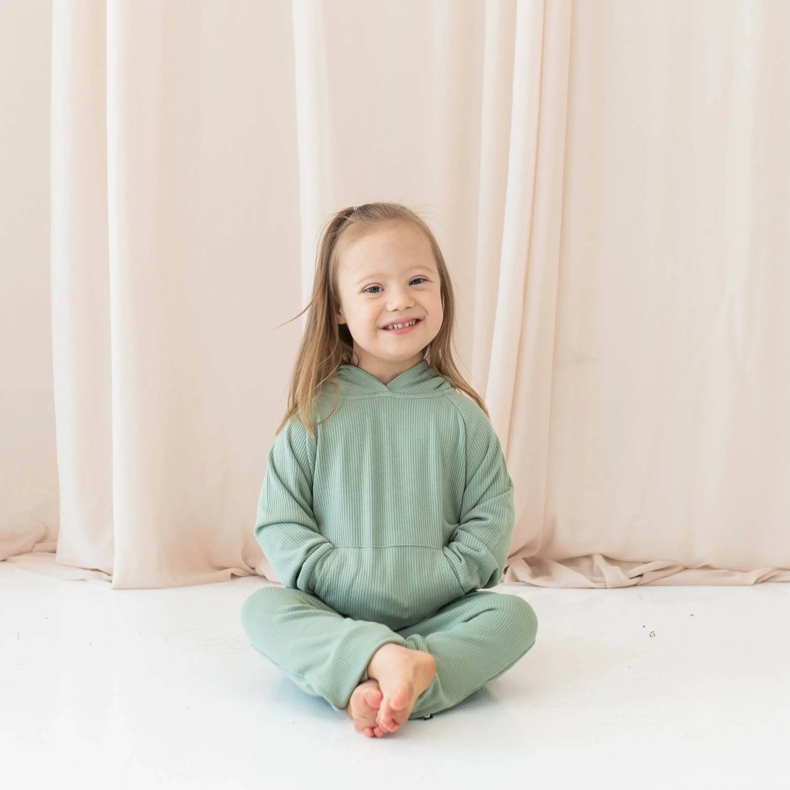 Ribbed Jogger Pant in Thyme
