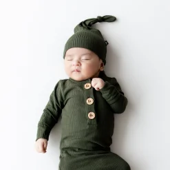 Ribbed Knotted Gown with Hat Set in Fir