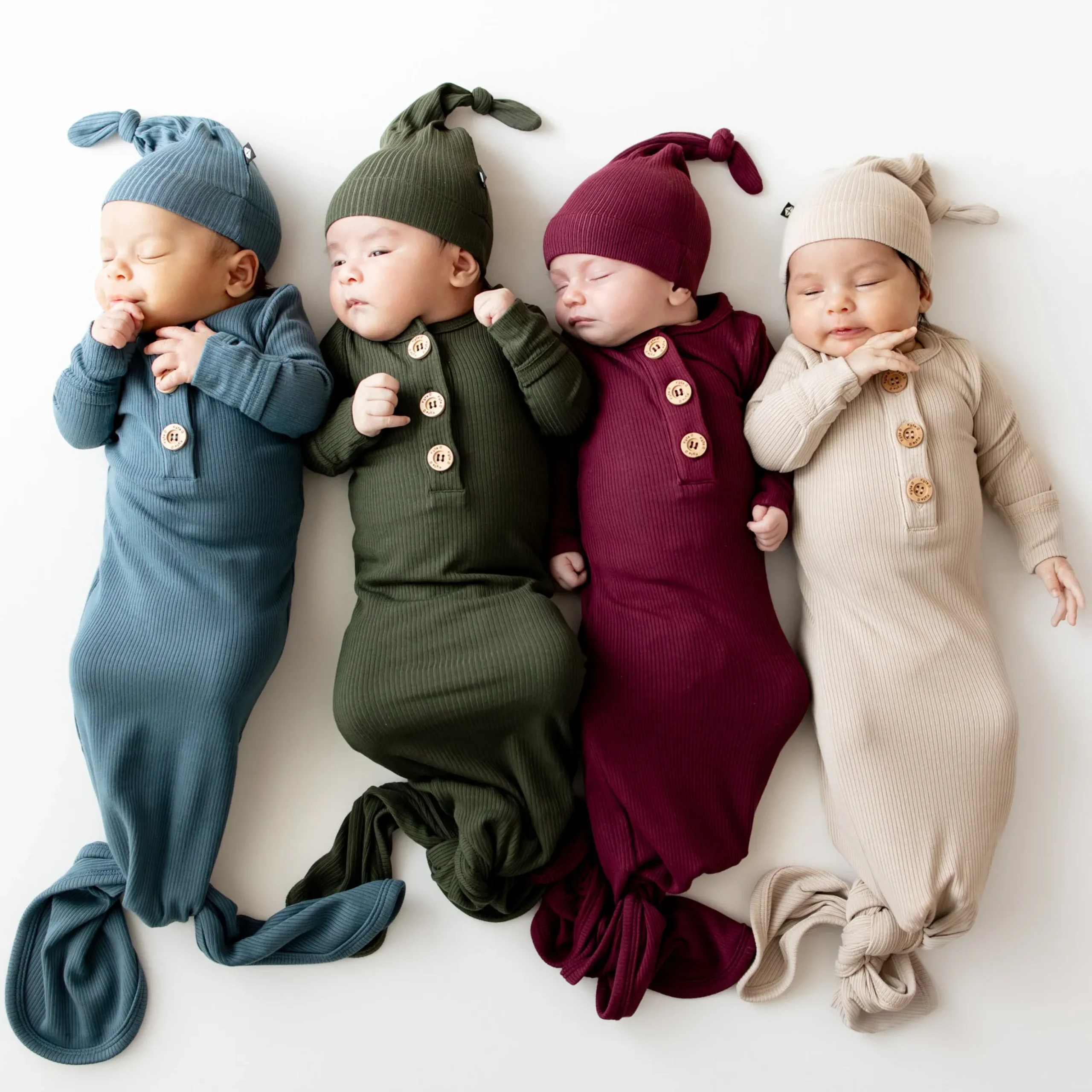 Ribbed Knotted Gown with Hat Set in Fir