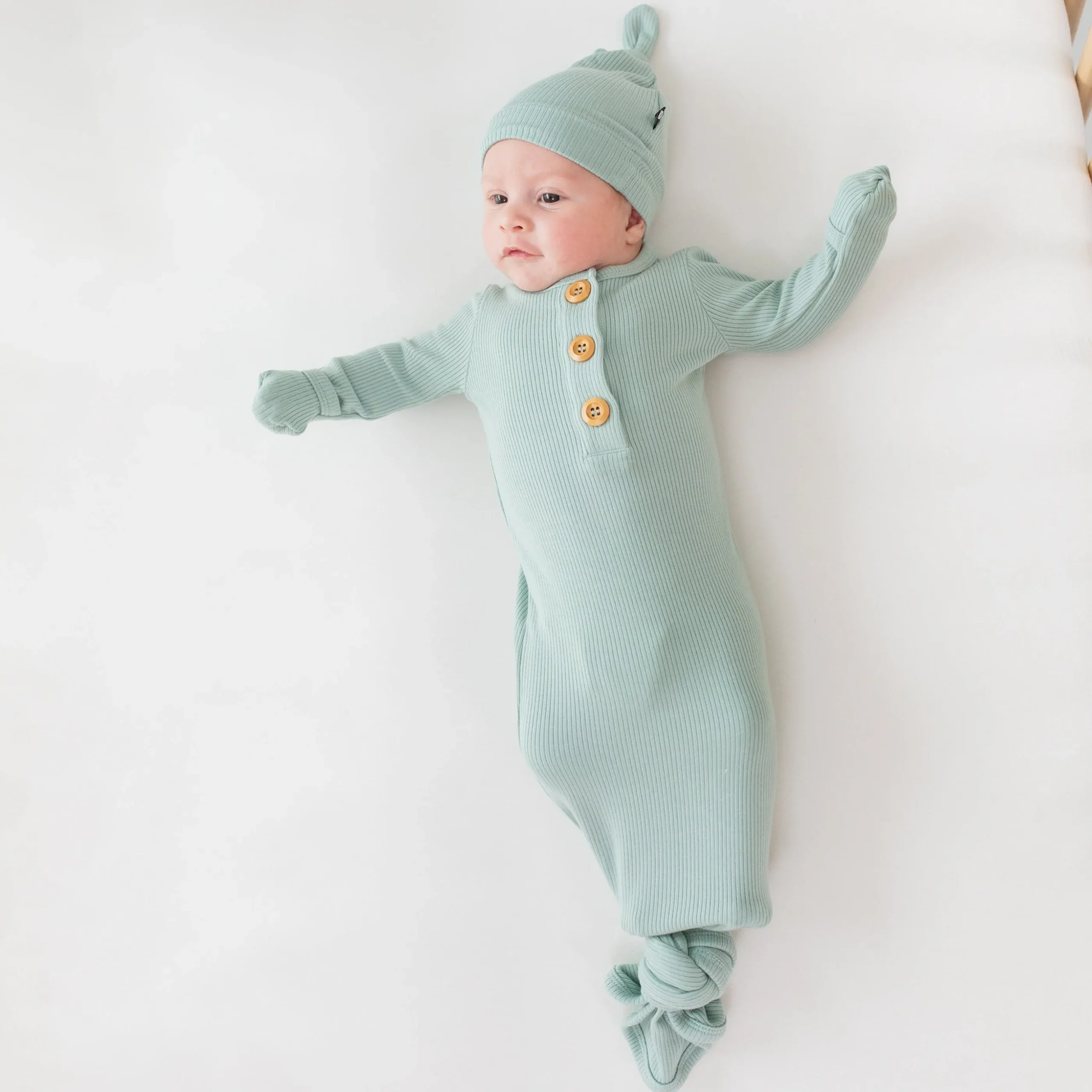 Ribbed Knotted Gown with Hat Set in Sage