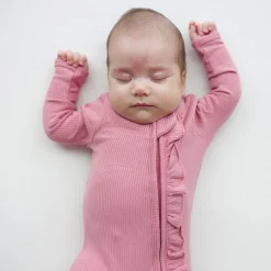 Ribbed Ruffle Zipper Romper in Apple Blossom