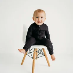 Ribbed Zipper Romper in Midnight