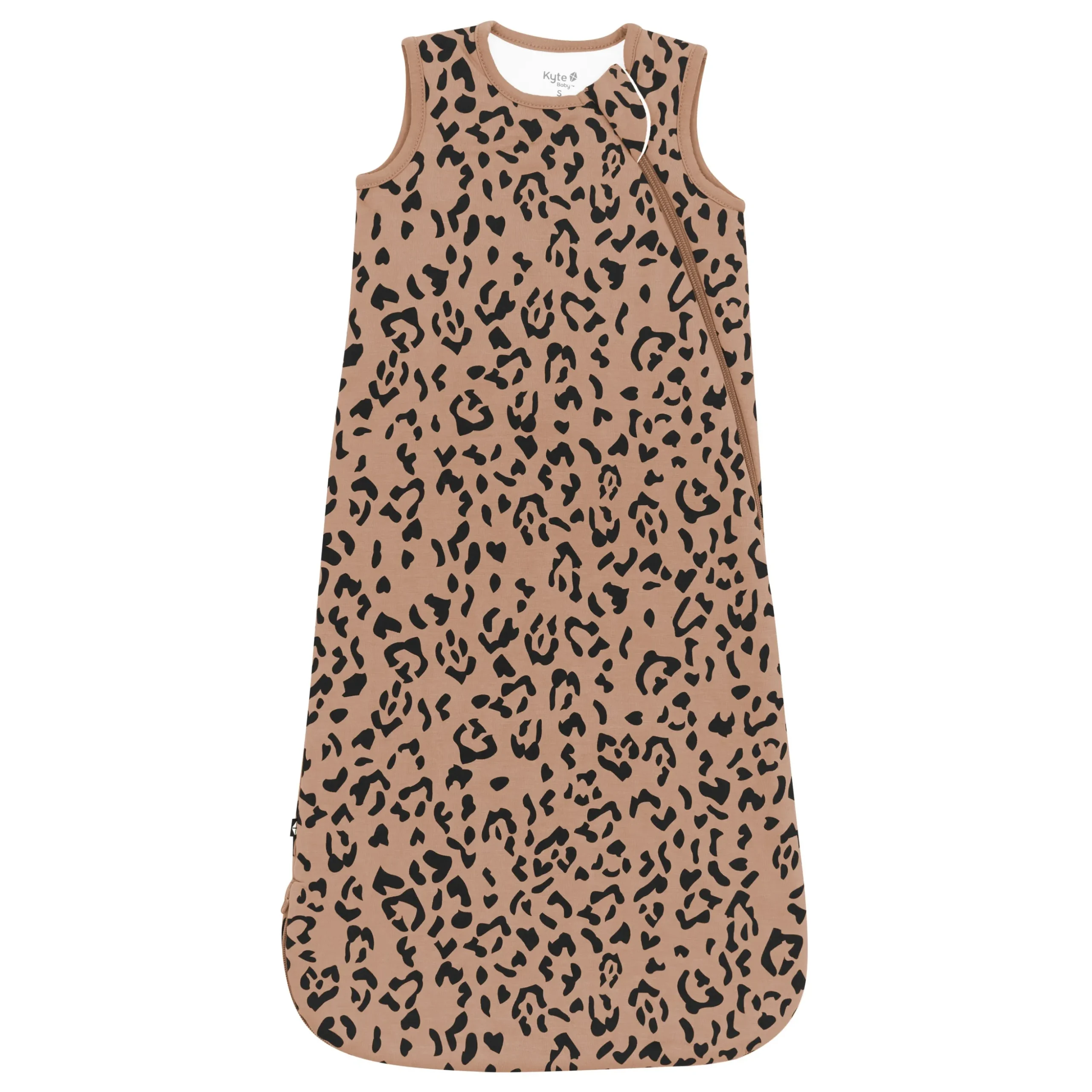 Sleep Bag in Latte Leopard 1.0