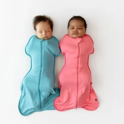 Swaddle Bag in Guava 0.5