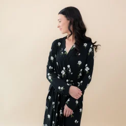 Women’s Lounge Robe in Big Midnight Magnolia
