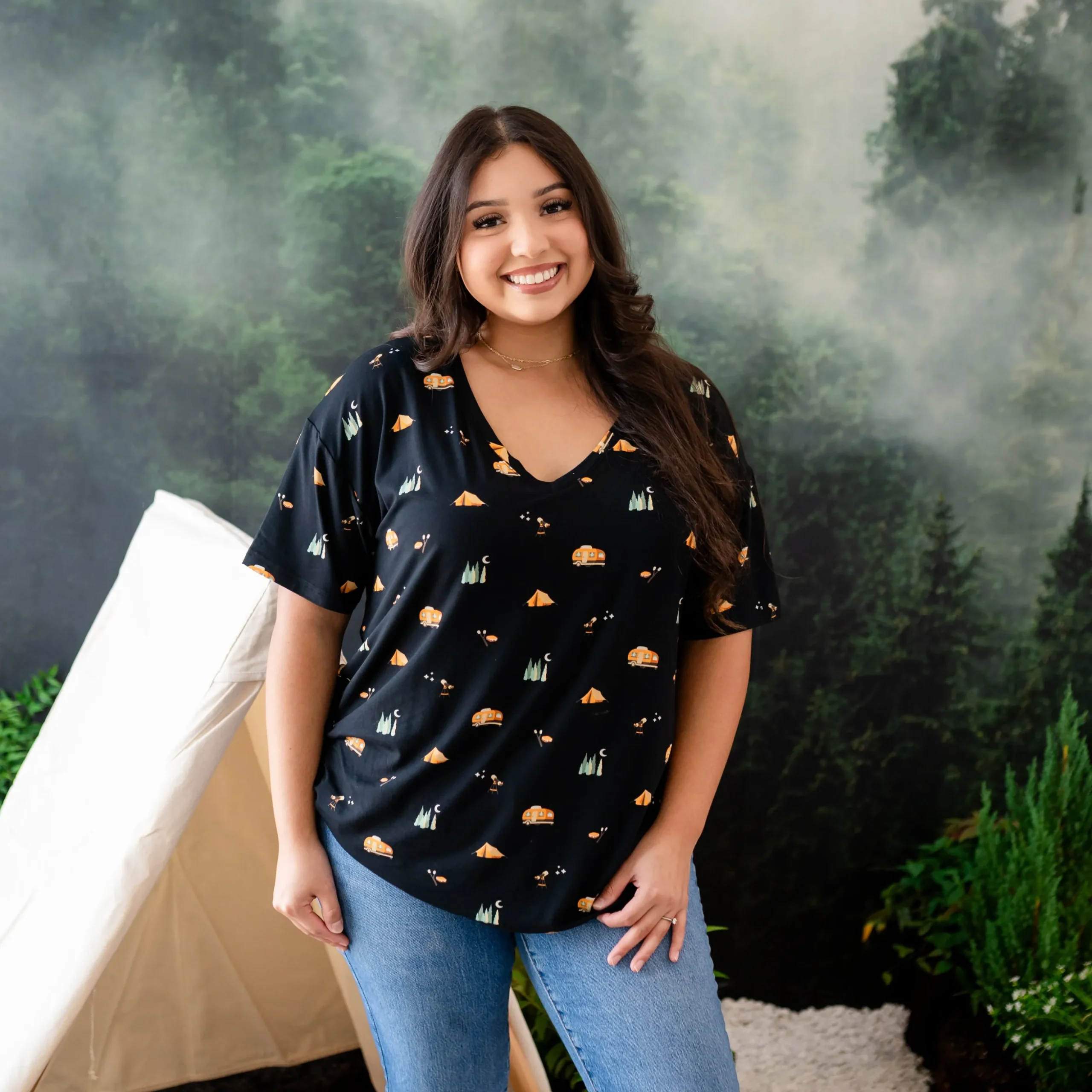 Women's Relaxed Fit V-Neck in Under the Stars