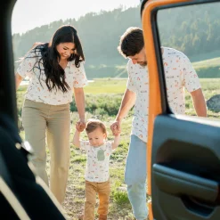 Women's Relaxed Fit V-Neck in Road Trip