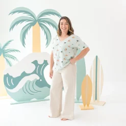 Women's Relaxed Fit V-Neck in Dew Surf