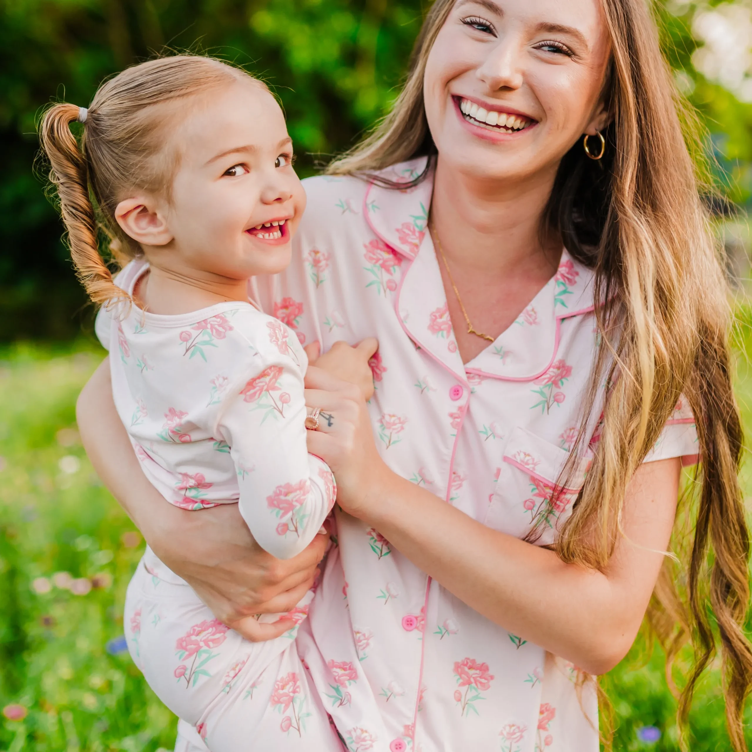 Women's Short Sleeve Pajama Set in Sakura Peony