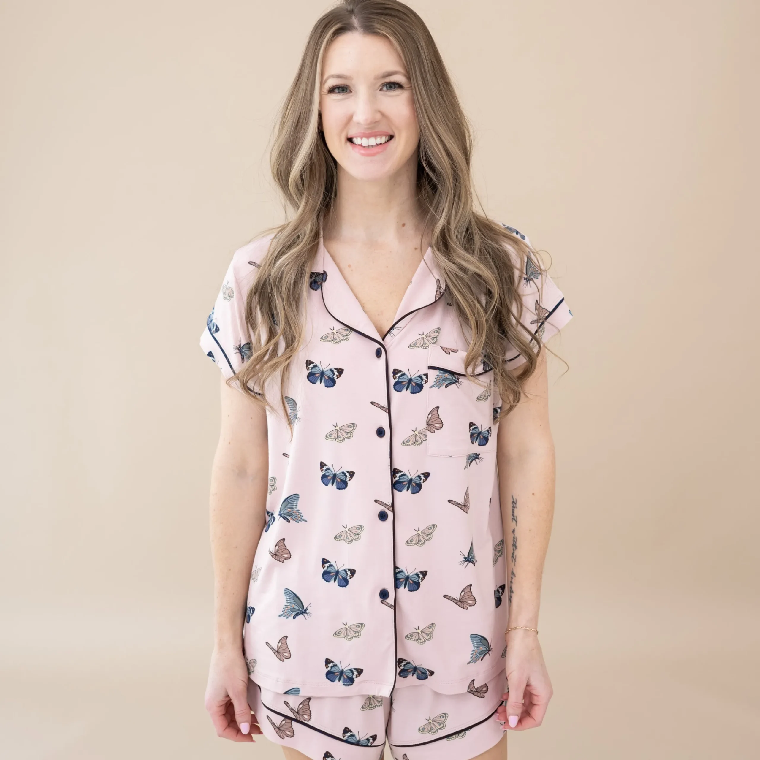 Women’s Short Sleeve Pajama Set in Blush Butterfly